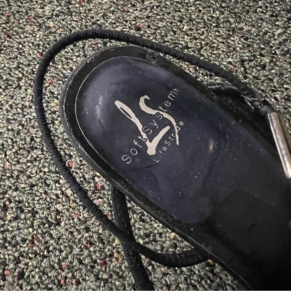 Black Vintage Y2K 90s Strappy Low Block Kitten Square-Toe Heels Comfortable Sz 8 - Picture 9 of 16